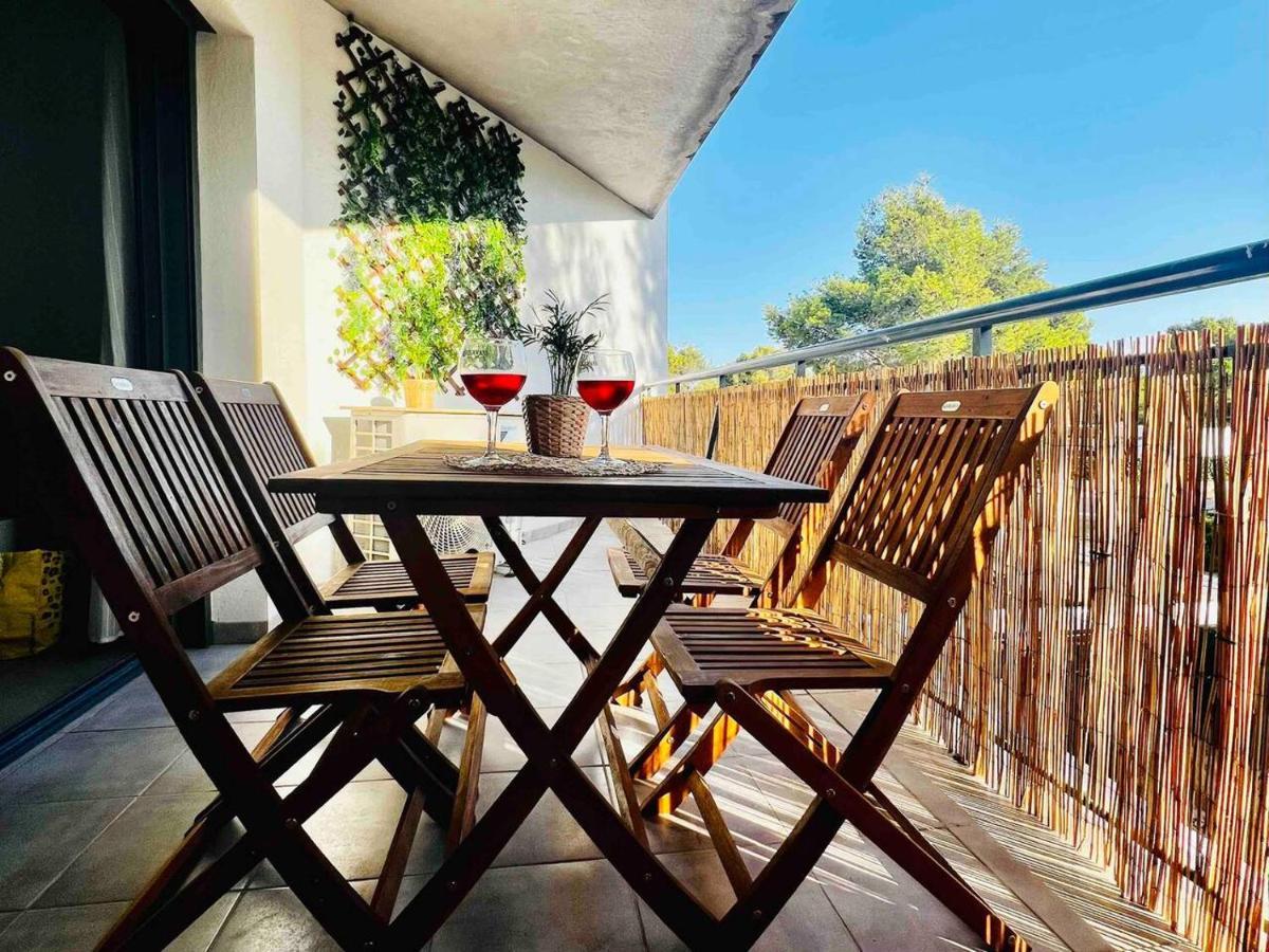 Apartamento En La Playa Calafat Eksteriør billede